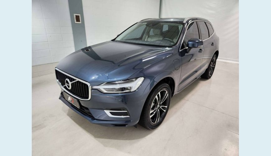 VOLVO XC60 2.0 T8 HYBRID MOMENTUM AWD GEARTRONIC - AZUL - 2020 Foto 1 (Grande)