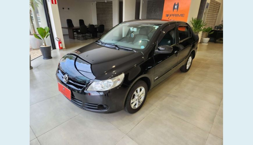 VOLKSWAGEN VOYAGE 1.6 MI TREND 8V FLEX 4P MANUAL - PRETO - 2013 Foto 1 (Grande)