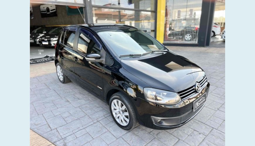 VOLKSWAGEN FOX 1.6 MI 8V FLEX 4P MANUAL - N/D - 2013 Foto 1 (Grande)
