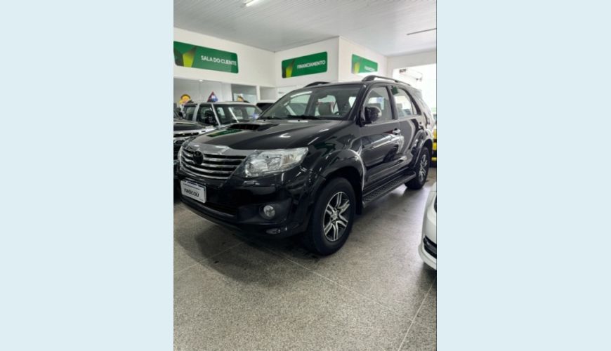 TOYOTA HILUX SW4 3.0 SRV 4X4 16V TURBO INTERCOOLER DIESEL 4P AUT. - PRETO - 2012 Foto 1 (Grande)