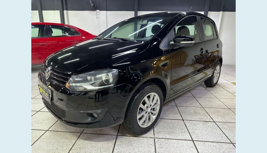 VOLKSWAGEN FOX 1.0 MI 8V FLEX 4P MANUAL - N/D - 2014 Foto 1 (Grande)
