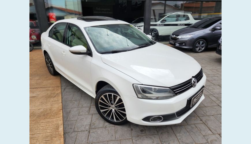 VOLKSWAGEN JETTA 2.0 COMFORTLINE 120CV FLEX 4P TIPTRONIC - N/D - 2012 Foto 1 (Grande)