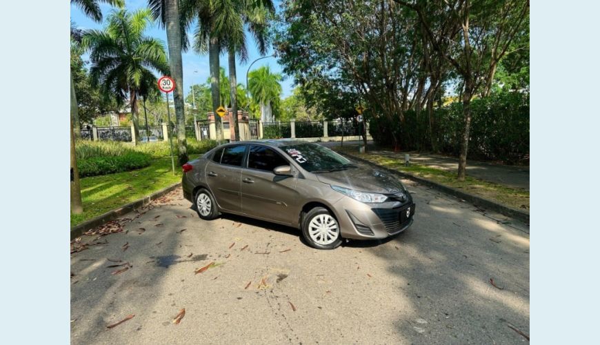 TOYOTA YARIS 1.5 16V FLEX SEDAN XL LIVE MANUAL - N/D - 2021 Foto 1 (Grande)