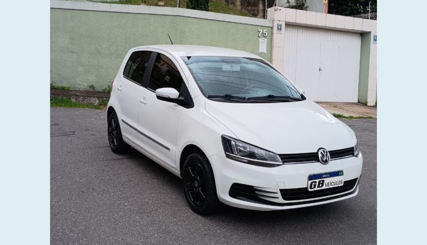 VOLKSWAGEN FOX TRENDLINE 1.0 FLEX 8V 5P - BRANCO - 2015 Foto 1 (Grande)