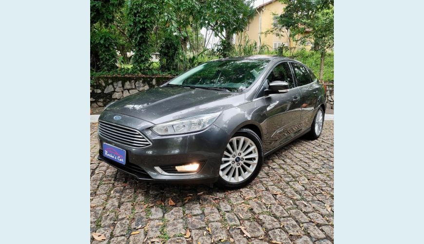 FORD FOCUS SEDAN TITANIUM 2.0 AUT. - CINZA - 2019 Foto 1 (Grande)