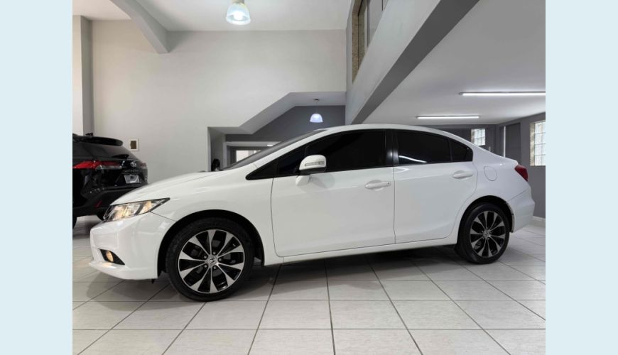 HONDA CIVIC - BRANCO - 2016 Foto 1 (Grande)