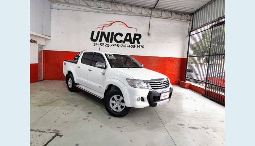 TOYOTA HILUX - BRANCO - 2013 Foto 1 (Grande)