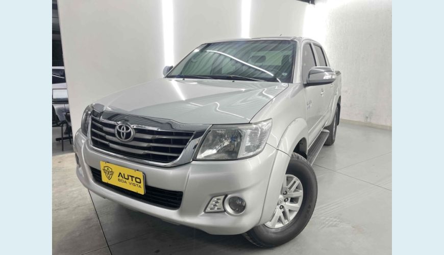TOYOTA HILUX - PRATA - 2013 Foto 1 (Grande)