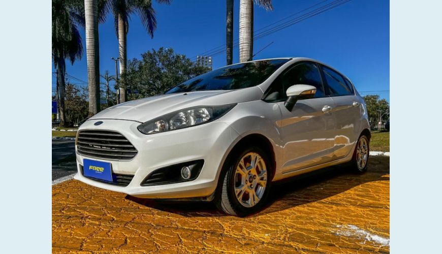 FORD FIESTA SEL 1.6 16V FLEX AUT. 5P - BRANCO - 2017 Foto 1 (Grande)