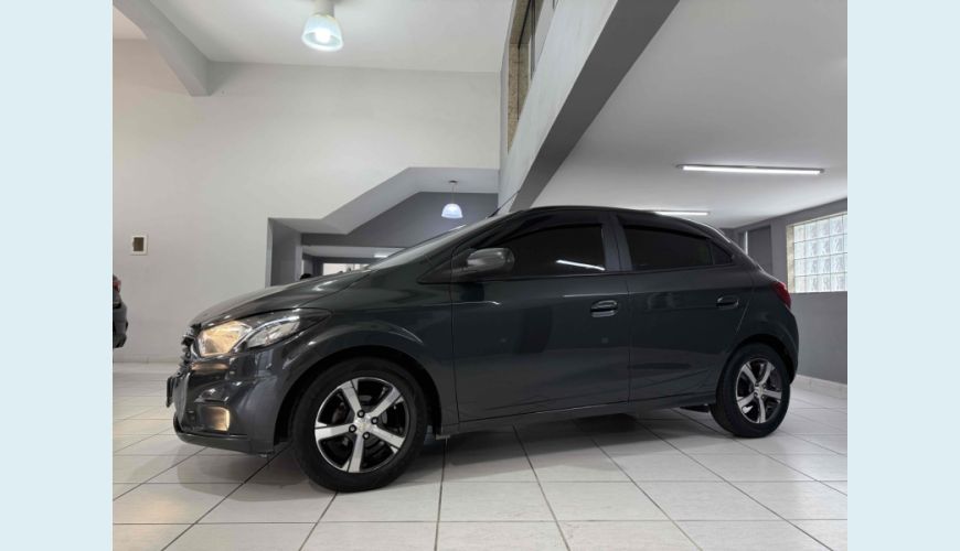 CHEVROLET ONIX - CINZA - 2017 Foto 1 (Grande)