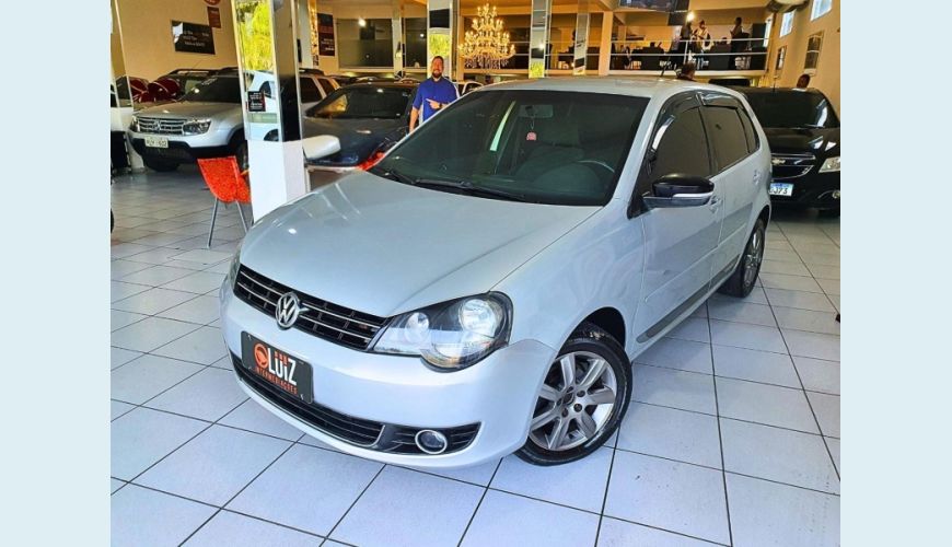 VOLKSWAGEN POLO 1.6 SPORTLINE - PRATA - 2013 Foto 1 (Grande)