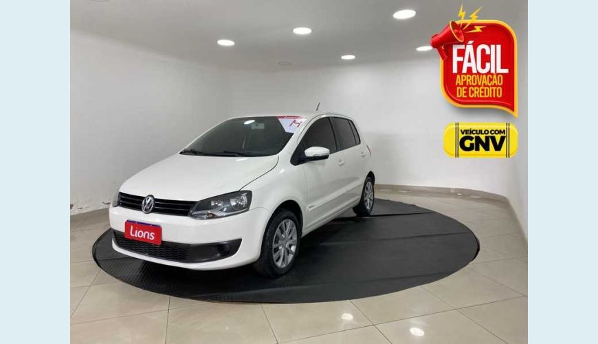 VOLKSWAGEN FOX 1.0 TEC FLEX 4P - BRANCO - 2014 Foto 1 (Grande)