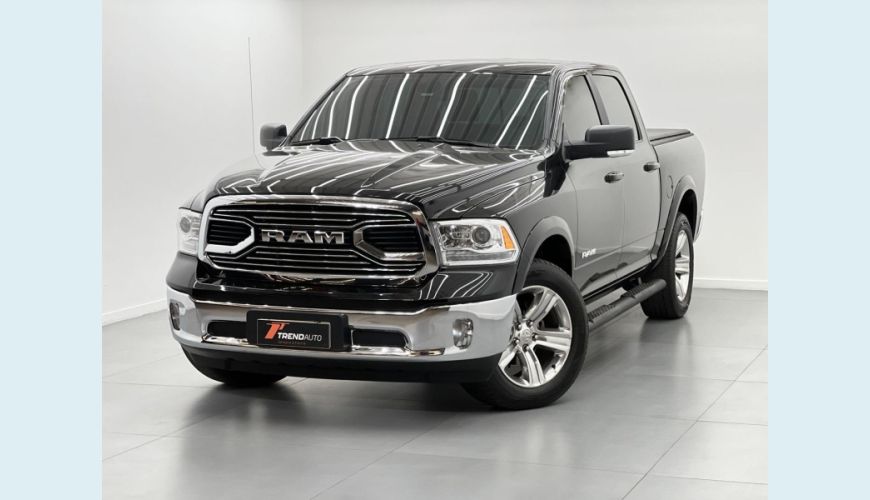 DODGE CLASSIC LARAMIE - PRETO - 2023 Foto 1 (Grande)