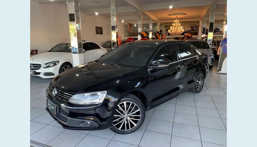 VOLKSWAGEN JETTA 2.0T - PRETO - 2014 Foto 1 (Grande)