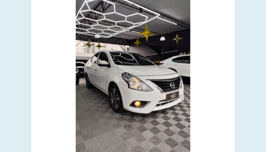 NISSAN VERSA - BRANCO - 2018 Foto 1 (Grande)
