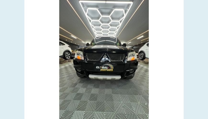 MITSUBISHI PAJERO TR4 FLEX MANUAL 4P - PRETO - 2013 Foto 1 (Grande)