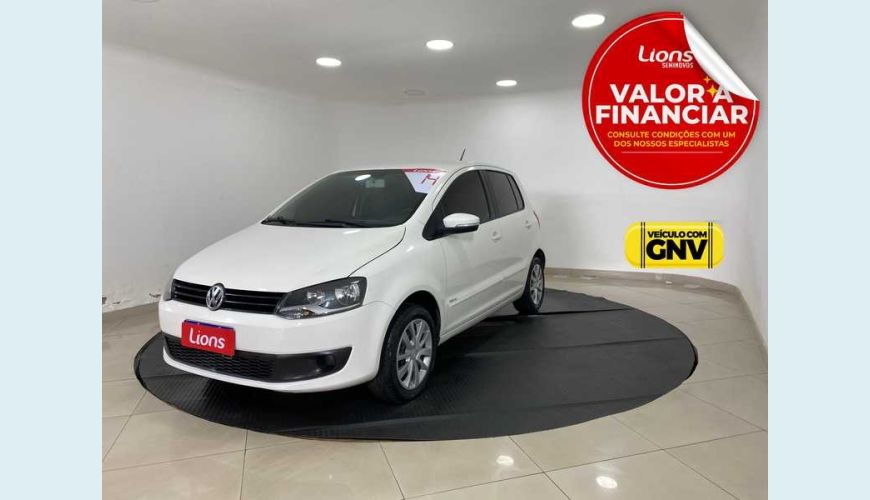 VOLKSWAGEN FOX TEC 1.0 FLEX MANUAL 4P - BRANCO - 2014 Foto 1 (Grande)