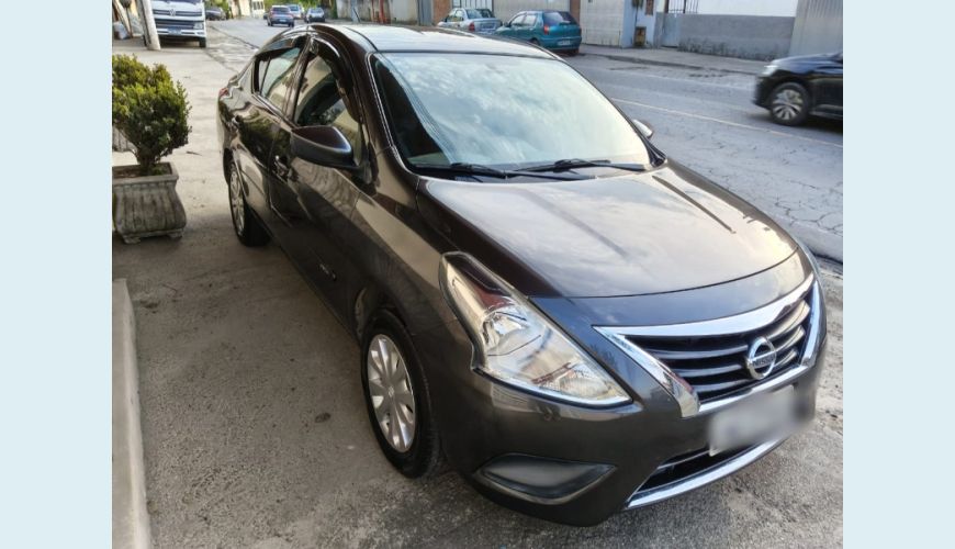NISSAN VERSA SV 1.6 16V FLEX MANUAL 4P - CINZA - 2016 Foto 1 (Grande)