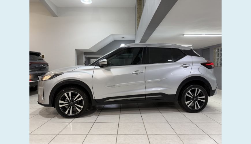 NISSAN KICKS FLEX AUT. 4P - PRATA - 2023 Foto 1 (Grande)