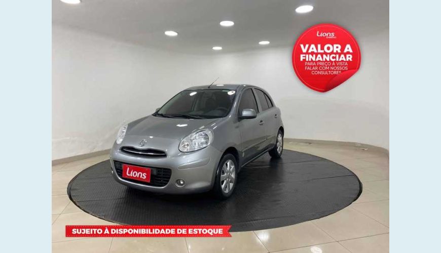 NISSAN MARCH S 1.6 16V FLEX MANUAL 4P - CINZA - 2013 Foto 1 (Grande)