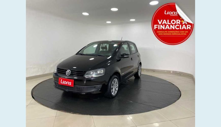 VOLKSWAGEN VOLKSWAGEN FOX TEC 1.0 FLEX MANUAL 2P - PRETO - 2014 Foto 1 (Grande)