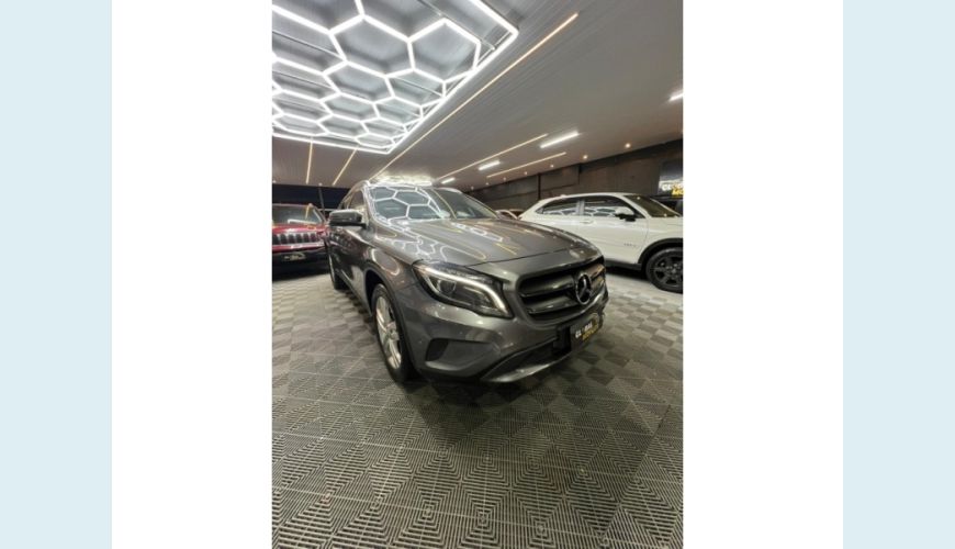 MERCEDES-BENZ MERCEDES-BENZ GLA 200 FLEX AUT. 4P - CINZA - 2017 Foto 1 (Grande)