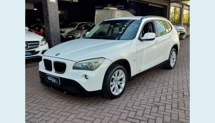 BMW BMW X1 GASOLINA AUT. 4P - BRANCO - 2012 Foto 1 (Grande)