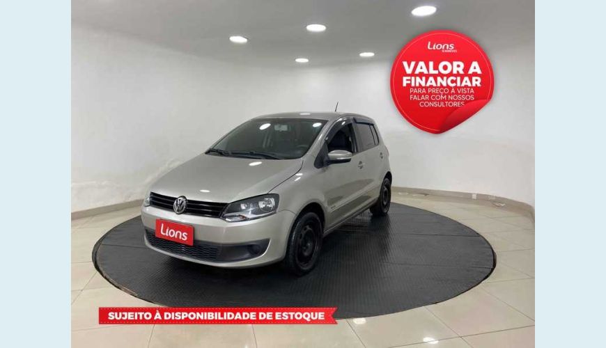 VOLKSWAGEN FOX TEC 1.0 FLEX MANUAL 4P - PRATA - 2013 Foto 1 (Grande)