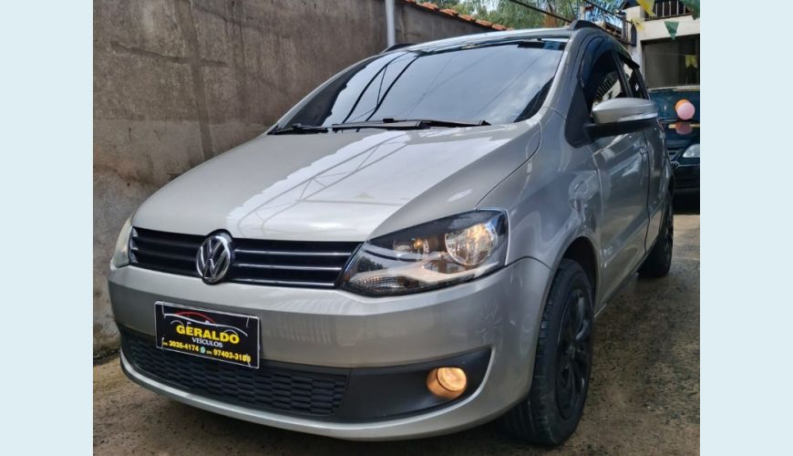 VOLKSWAGEN FOX 1.6 MI 8V FLEX MANUAL 4P - BEGE - 2014 Foto 1 (Grande)