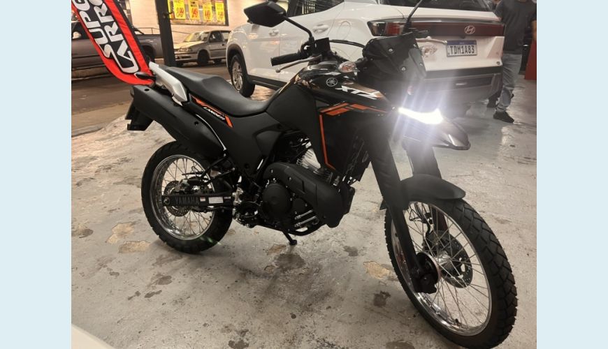 YAMAHA XTZ 250 LANDER CONNECTED FLEX - MARROM - 2026 Foto 1 (Grande)