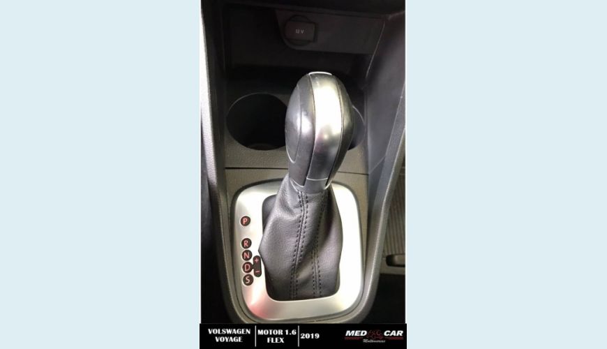 VOLKSWAGEN VOYAGE 1.6 16V MSI TOTALFLEX 4P AUT. - BRANCO - 2019 Foto 10 (Grande)