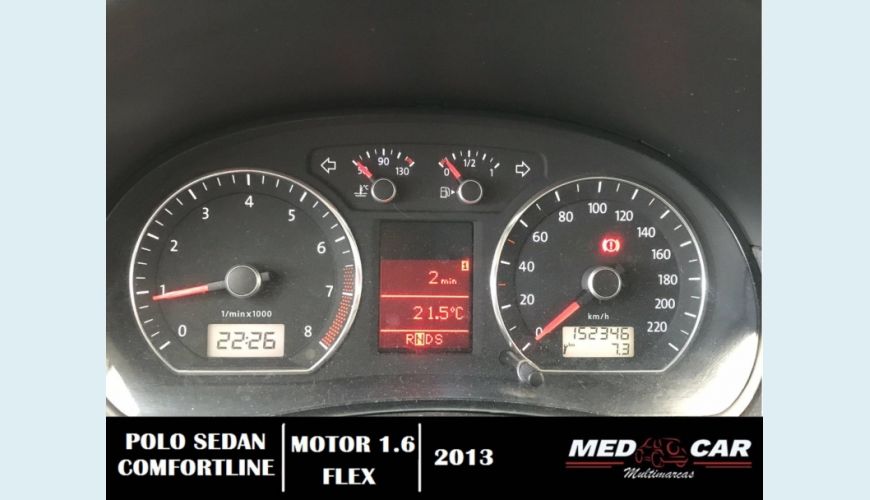 VOLKSWAGEN POLO SEDAN 1.6 MI COMFORTLINE 8V FLEX 4P AUT. - PRETO - 2013 Foto 10 (Grande)