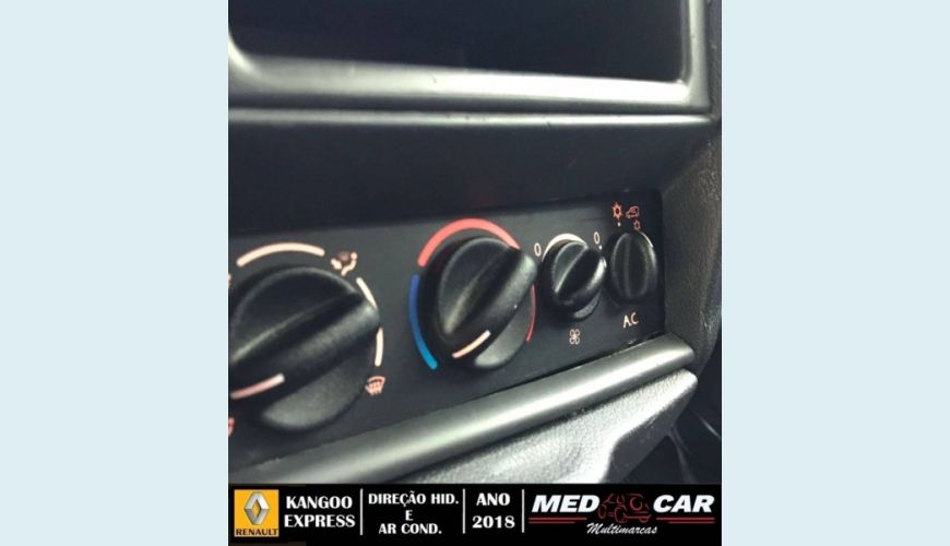 RENAULT KANGOO 1.6 EXPRESS 16V FLEX 3P MANUAL - BRANCO - 2018 Foto 10 (Grande)