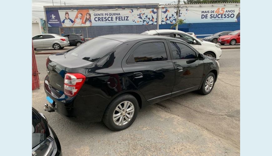 CHEVROLET COBALT 1.8 MPFI LT 8V FLEX 4P MANUAL - PRETO - 2015 Foto 10 (Grande)