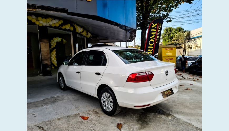 VOLKSWAGEN VOYAGE 1.6 MSI TOTALFLEX 4P MANUAL - BRANCO - 2019 Foto 10 (Grande)