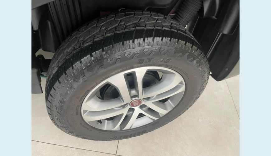 FIAT TORO 2.4 16V MULTIAIR FLEX FREEDOM AT9 - VERMELHO - 2018 Foto 10 (Grande)