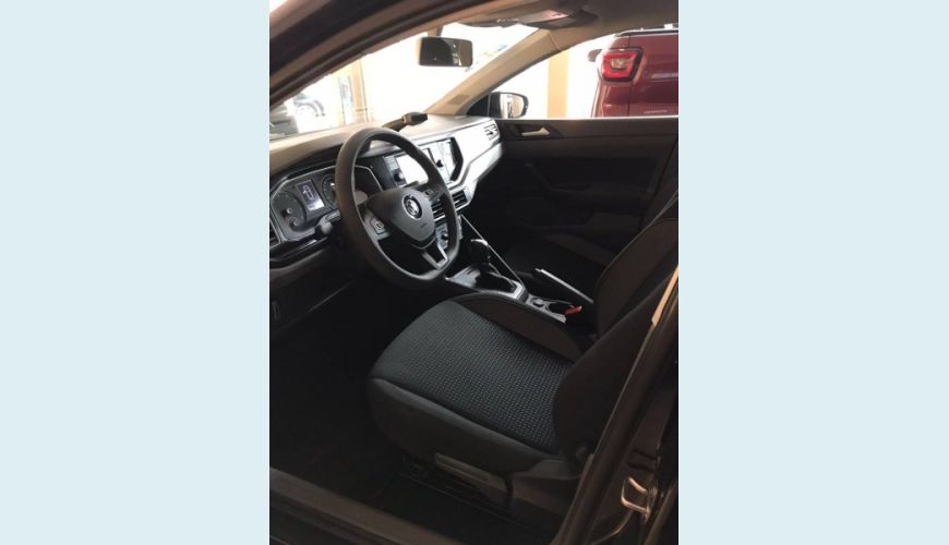 VOLKSWAGEN POLO 1.0 200 TSI COMFORTLINE AUT. - PRETO - 2019 Foto 10 (Grande)
