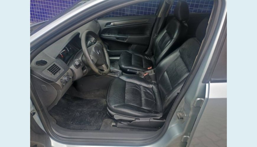 CHEVROLET VECTRA 2.0 MPFI GT HATCH 8V FLEX 4P MANUAL - PRATA - 2009 Foto 10 (Grande)