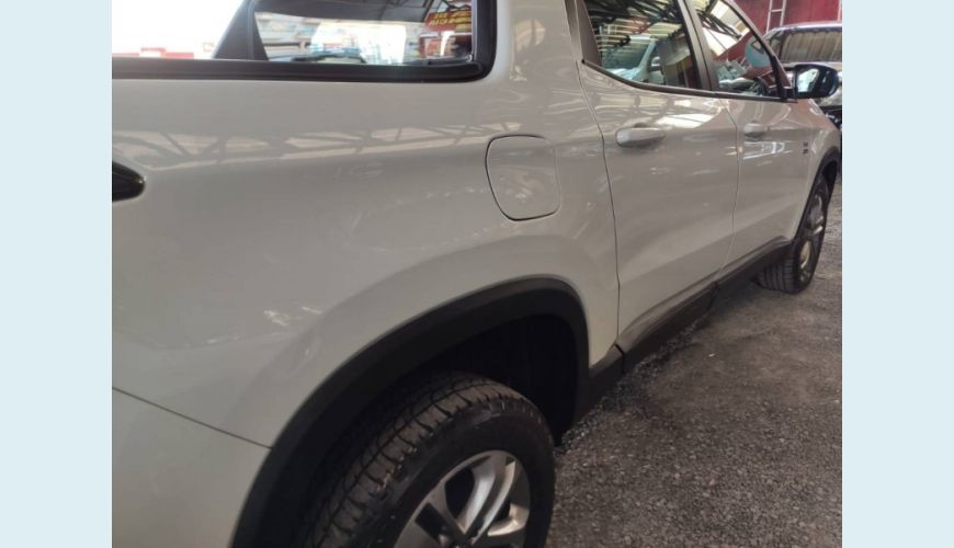 FIAT TORO 2.0 16V TURBO DIESEL FREEDOM 4WD AT9 - BRANCO - 2020 Foto 10 (Grande)