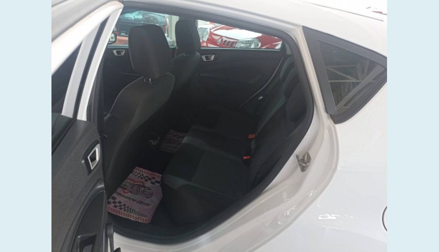 FORD FIESTA 1.6 TI-VCT FLEX SE MANUAL - BRANCO - 2018 Foto 10 (Grande)