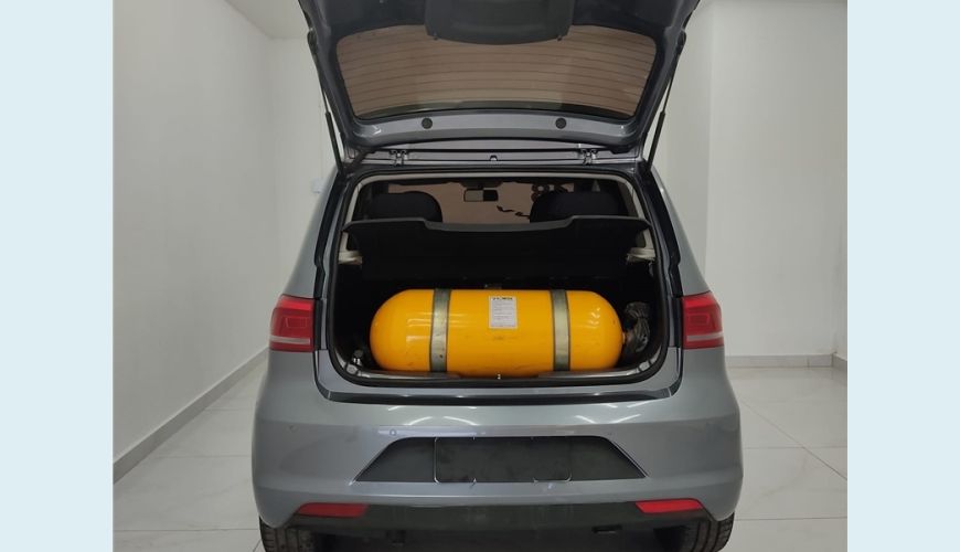 VOLKSWAGEN FOX 1.6 MSI COMFORTLINE 8V FLEX 4P MANUAL - CINZA - 2018 Foto 10 (Grande)
