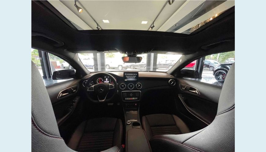 MERCEDES-BENZ GLA 250 2.0 CGI SPORT 7G-DCT - PRETO - 2019 Foto 10 (Grande)