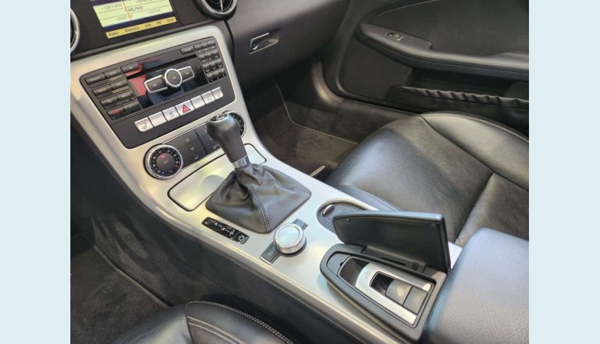 MERCEDES-BENZ SLK 200 1.8 CGI 2P AUT. - PRETO - 2012 Foto 10 (Grande)