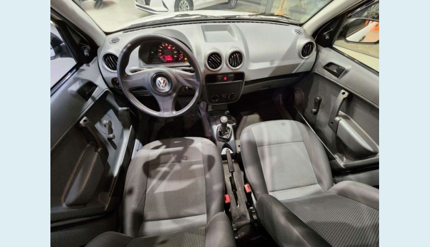 VOLKSWAGEN GOL 1.0 MI 8V FLEX 4P MANUAL G.IV - BRANCO - 2014 Foto 10 (Grande)