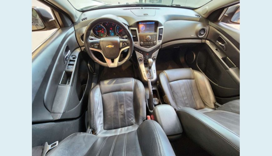 CHEVROLET CRUZE 1.8 LT 16V FLEX 4P AUT. - CINZA - 2013 Foto 10 (Grande)