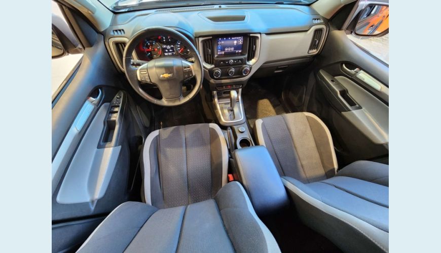 CHEVROLET S-10 2.8 16V TURBO DIESEL LT CD 4X4 AUT. - CINZA - 2022 Foto 10 (Grande)