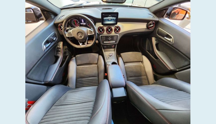 MERCEDES-BENZ CLA 250 2.0 CGI SPORT 4MATIC 7G-DCT - PRETO - 2018 Foto 10 (Grande)