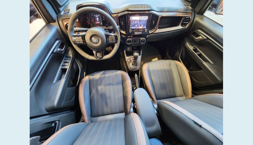 FIAT STRADA 1.3 FIREFLY FLEX RANCH CD CVT - CINZA - 2023 Foto 10 (Grande)