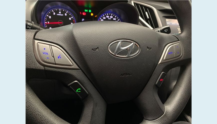 HYUNDAI HB 20S 1.6 COMFORT PLUS 16V FLEX 4P AUT. - PRATA - 2019 Foto 10 (Grande)