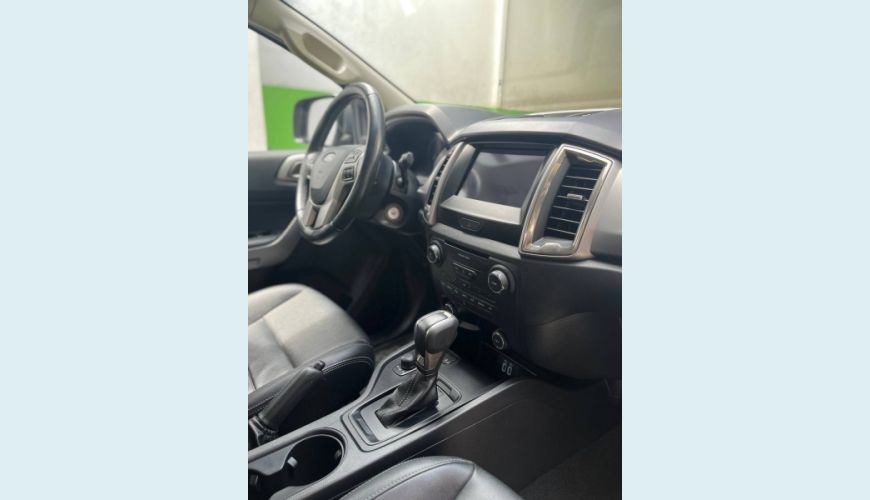 FORD RANGER 3.2 XLT 4X4 CD 20V DIESEL 4P AUT. - CINZA - 2021 Foto 10 (Grande)